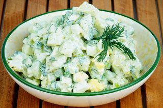 Kartoffelsalat mit Dill